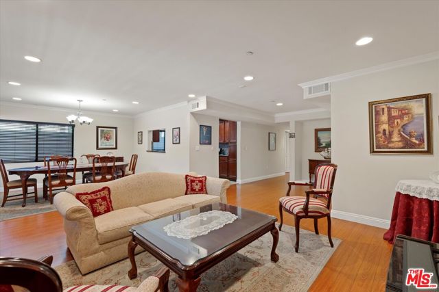 MLS #25577459 image #9