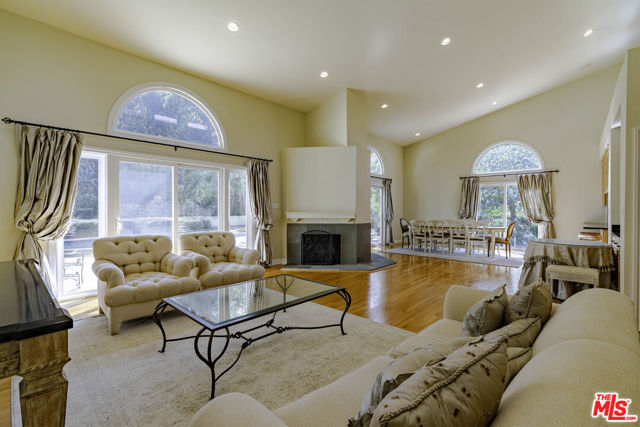 MLS #25577717 image #1