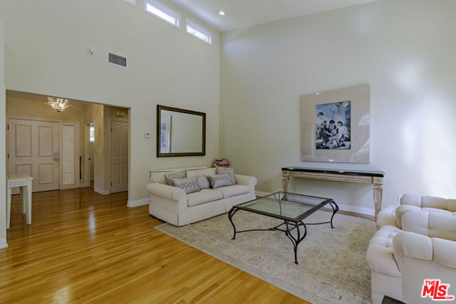 MLS #25577717 image #13