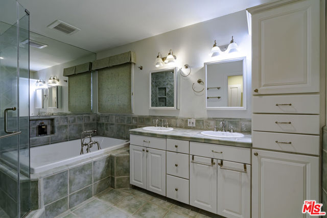 MLS #25577717 image #20