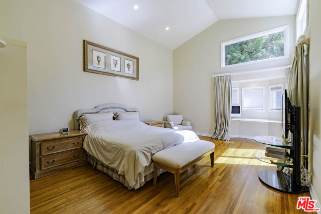 MLS #25577717 image #22