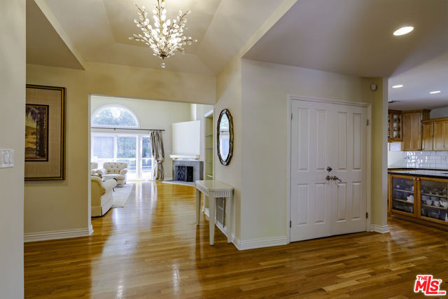 MLS #25577717 image #3