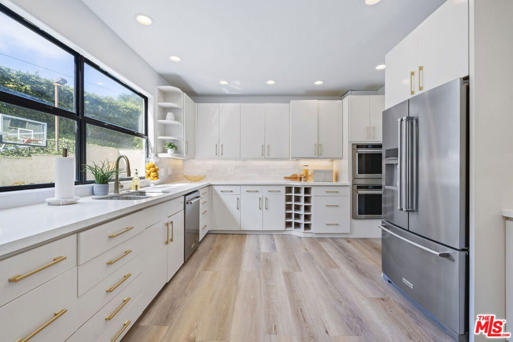 MLS #25577889 image #16