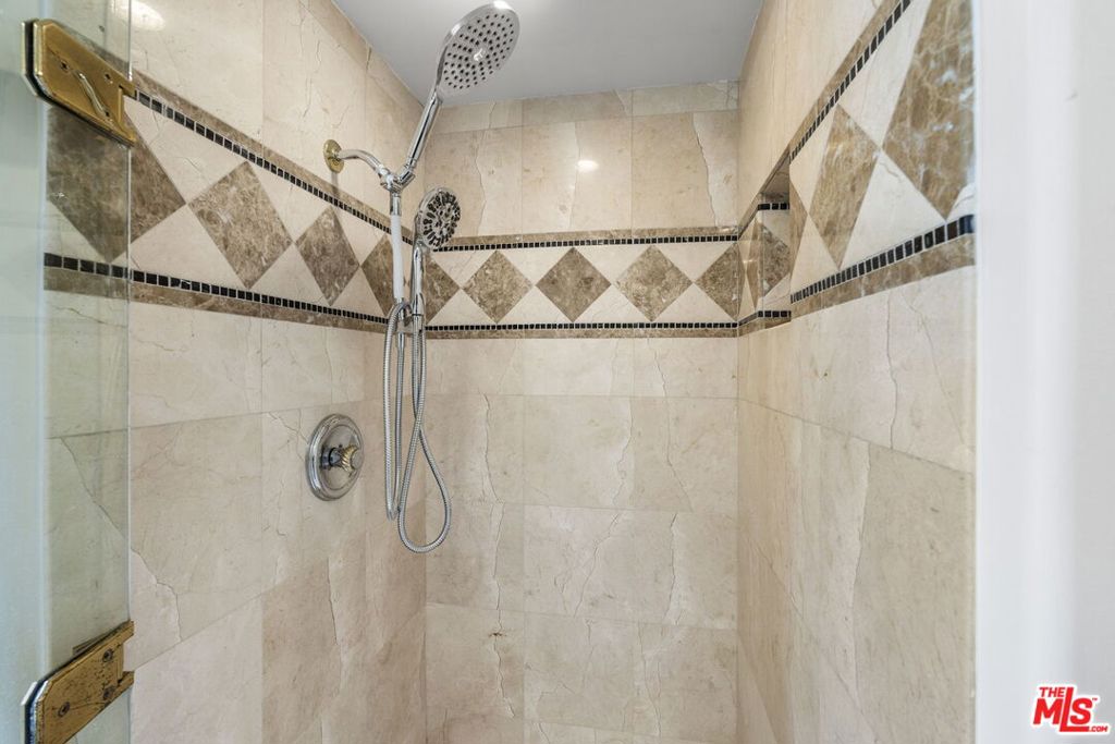 MLS #25577889 image #26