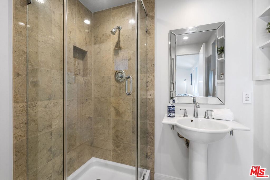 MLS #25577889 image #29