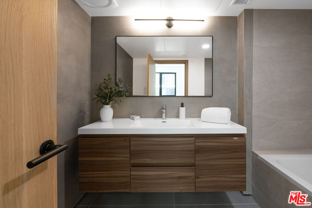 MLS #25578285 image #13