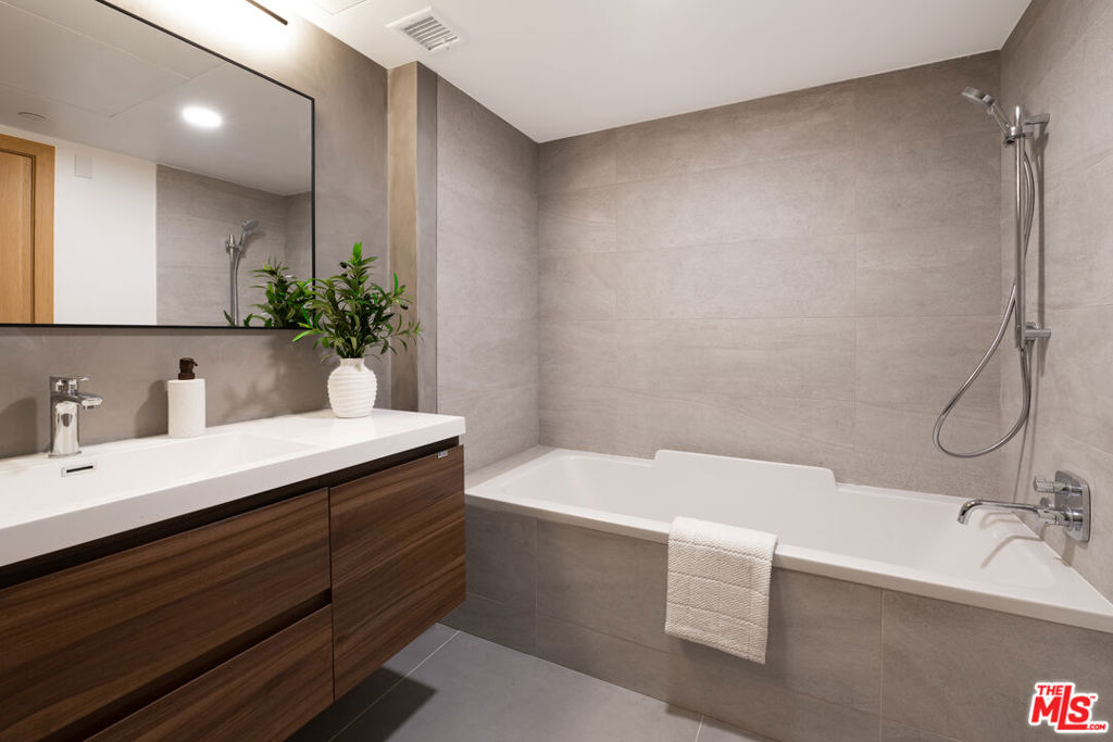 MLS #25578285 image #14