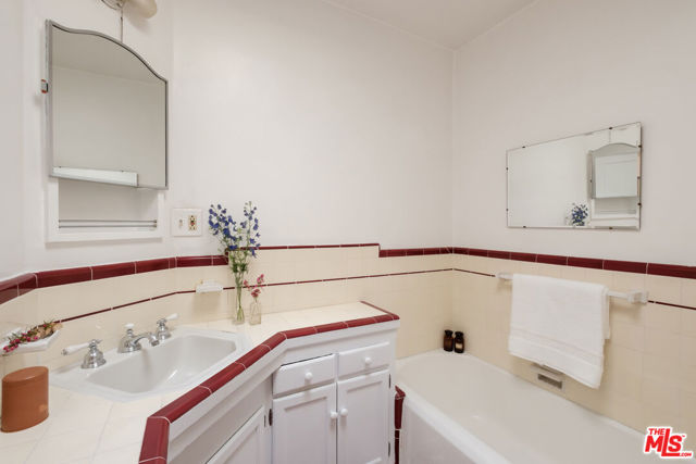 MLS #25578413 image #14