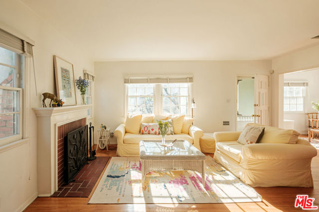 MLS #25578413 image #2