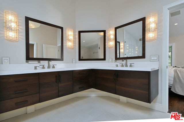 MLS #25578839 image #26