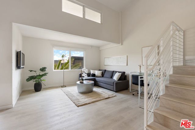 MLS #25578987 image #1