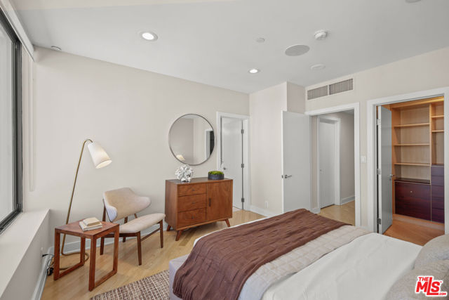 MLS #25580835 image #22