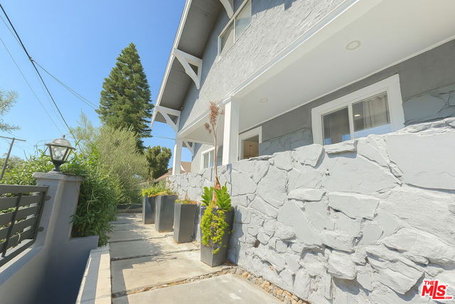 MLS #25581183 image #1