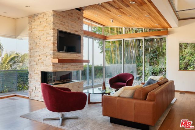 MLS #25582077 image #4