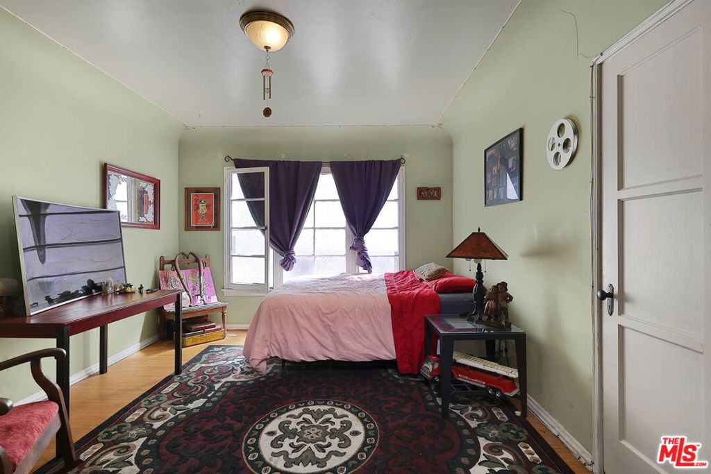 MLS #25582963 image #24