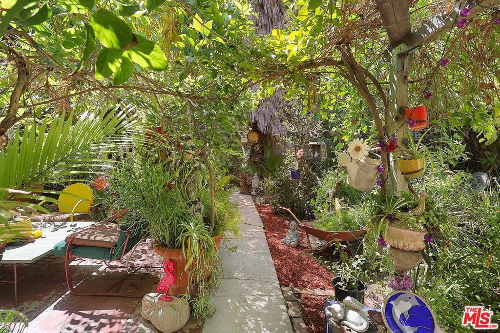 MLS #25582963 image #43