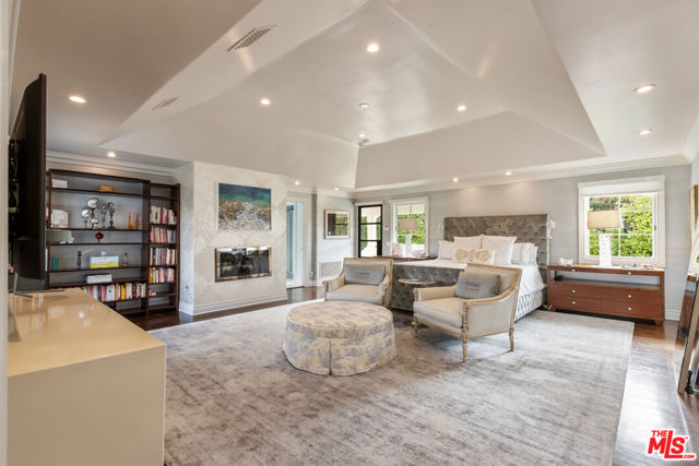 MLS #25582967 image #18