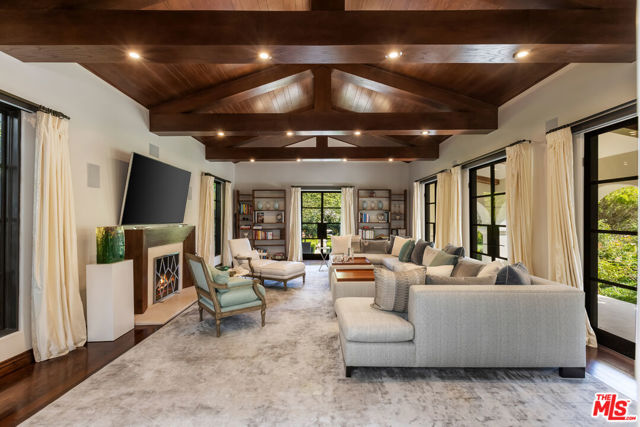 MLS #25582967 image #7