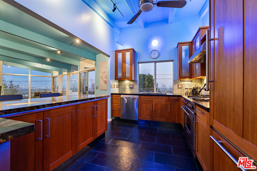 MLS #25583021 image #13