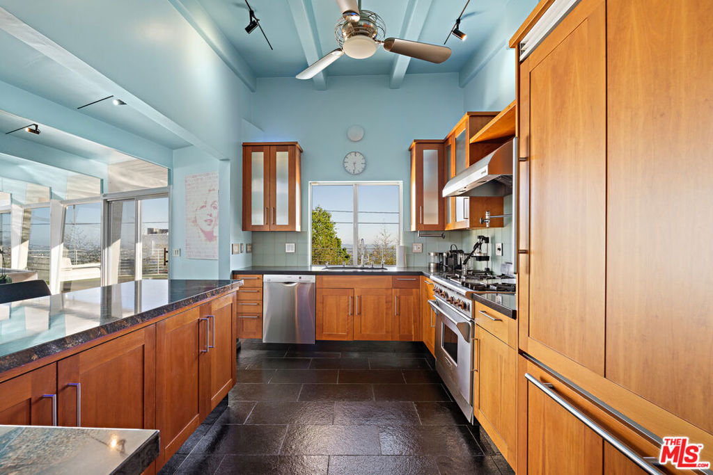 MLS #25583021 image #16