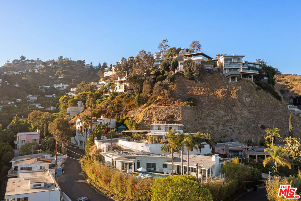 MLS #25583021 image #2