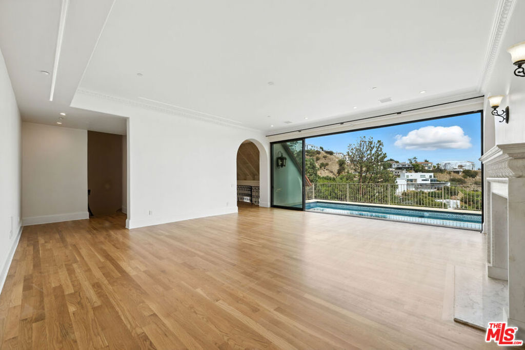 MLS #25583587 image #15