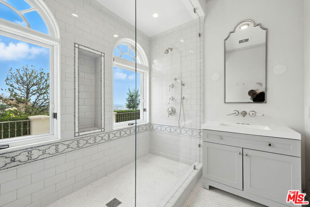 MLS #25583587 image #41