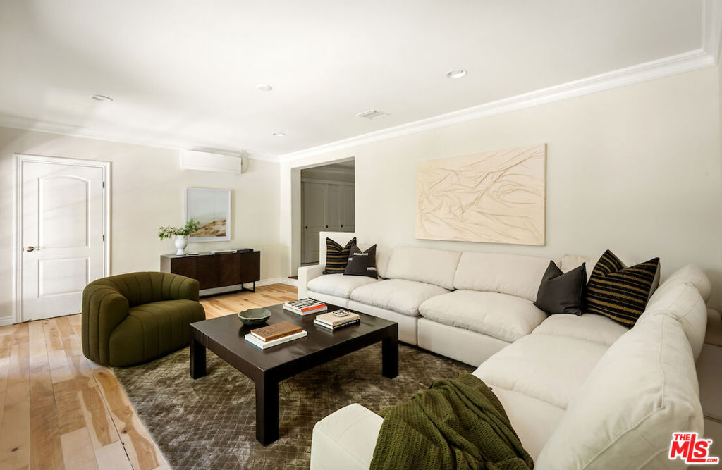 MLS #25583877 image #14