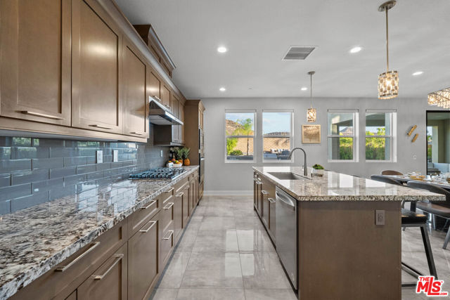 MLS #25583889 image #17