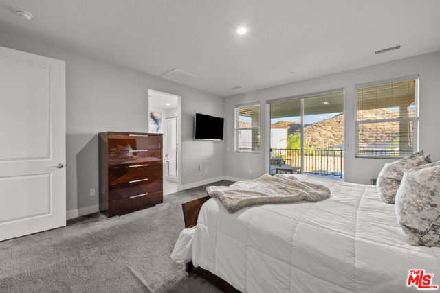 MLS #25583889 image #24