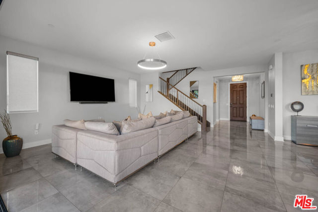 MLS #25583889 image #9