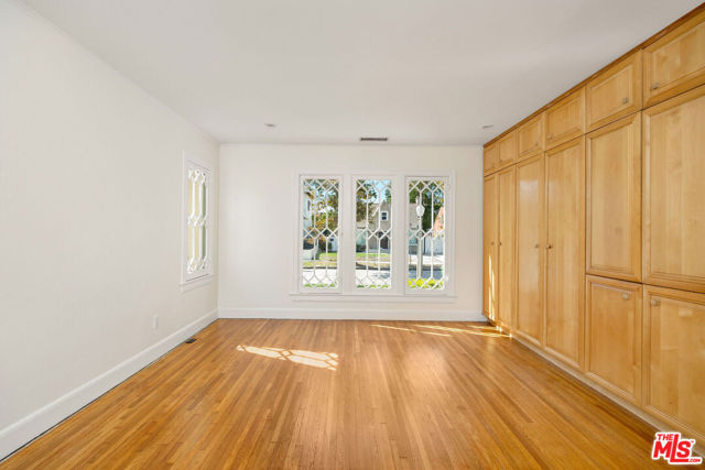 MLS #25584399 image #16