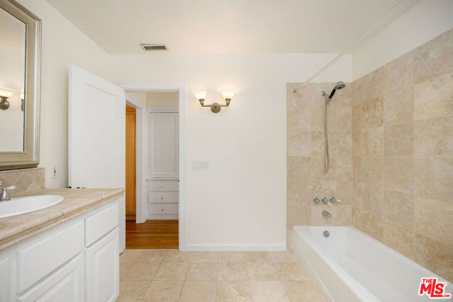 MLS #25584399 image #21