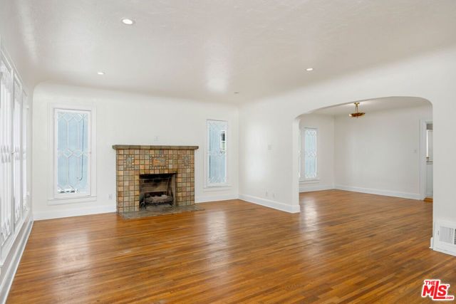 MLS #25584399 image #4