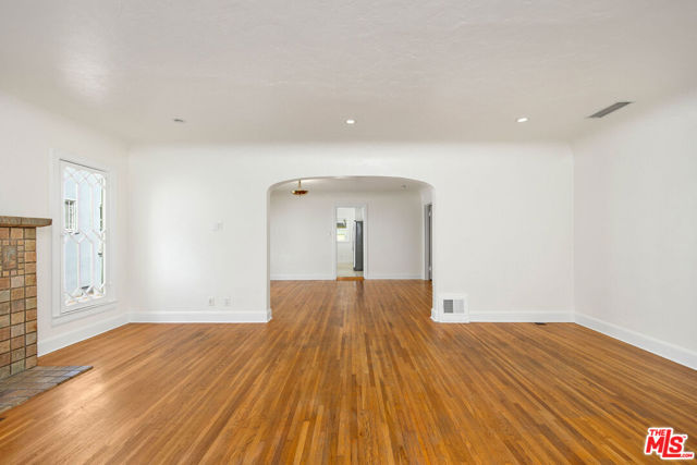 MLS #25584399 image #5