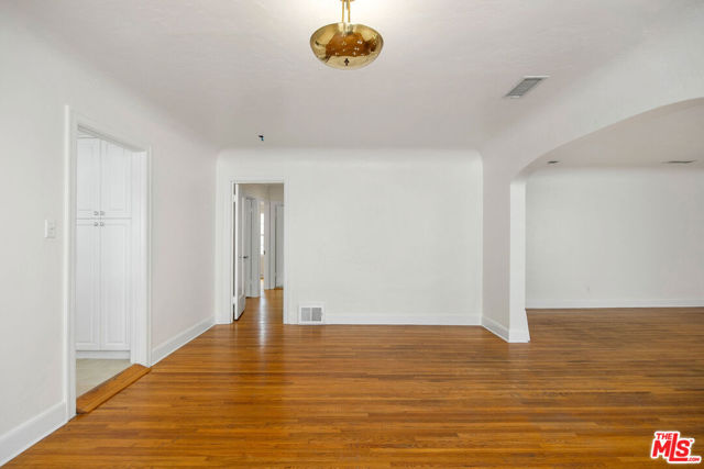 MLS #25584399 image #9
