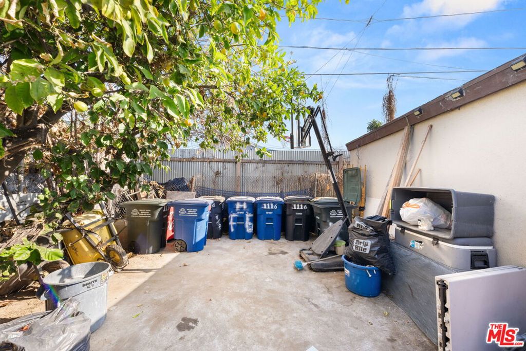 MLS #25584939 image #29