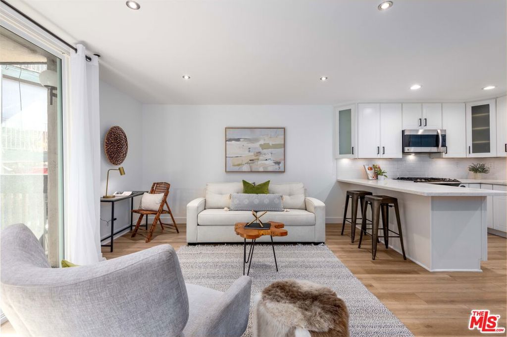 MLS #25585261 image #1