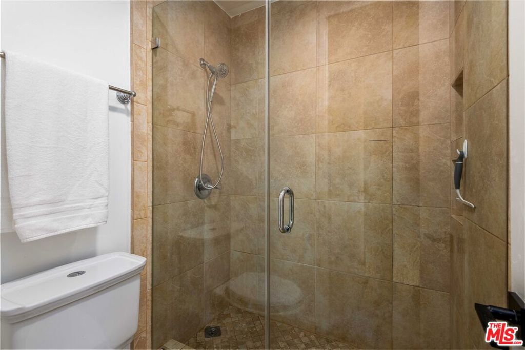 MLS #25585261 image #15