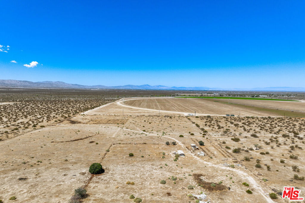 MLS #25585477 image #14