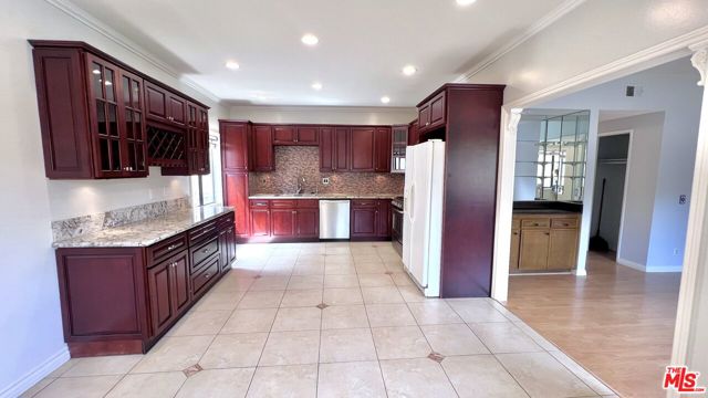 MLS #25585499 image #8