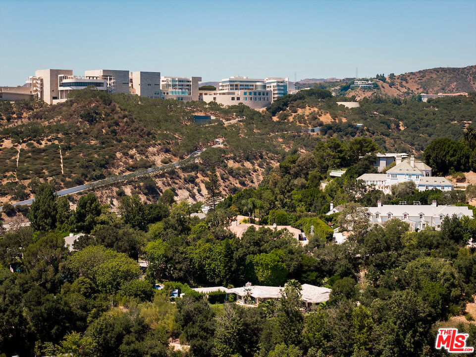 MLS #25585727 image #17