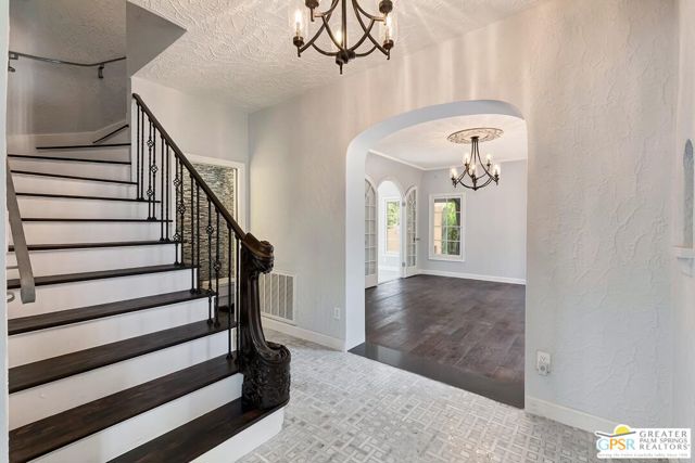 MLS #25585757PS image #5