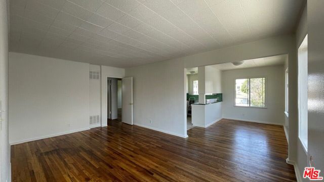 MLS #25585903 image #13