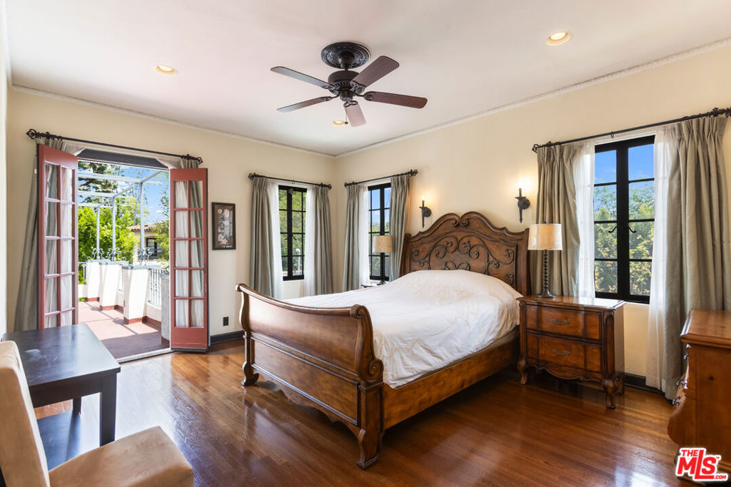 MLS #25586147 image #21