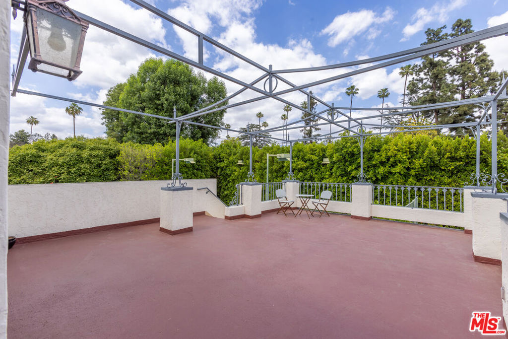 MLS #25586147 image #23