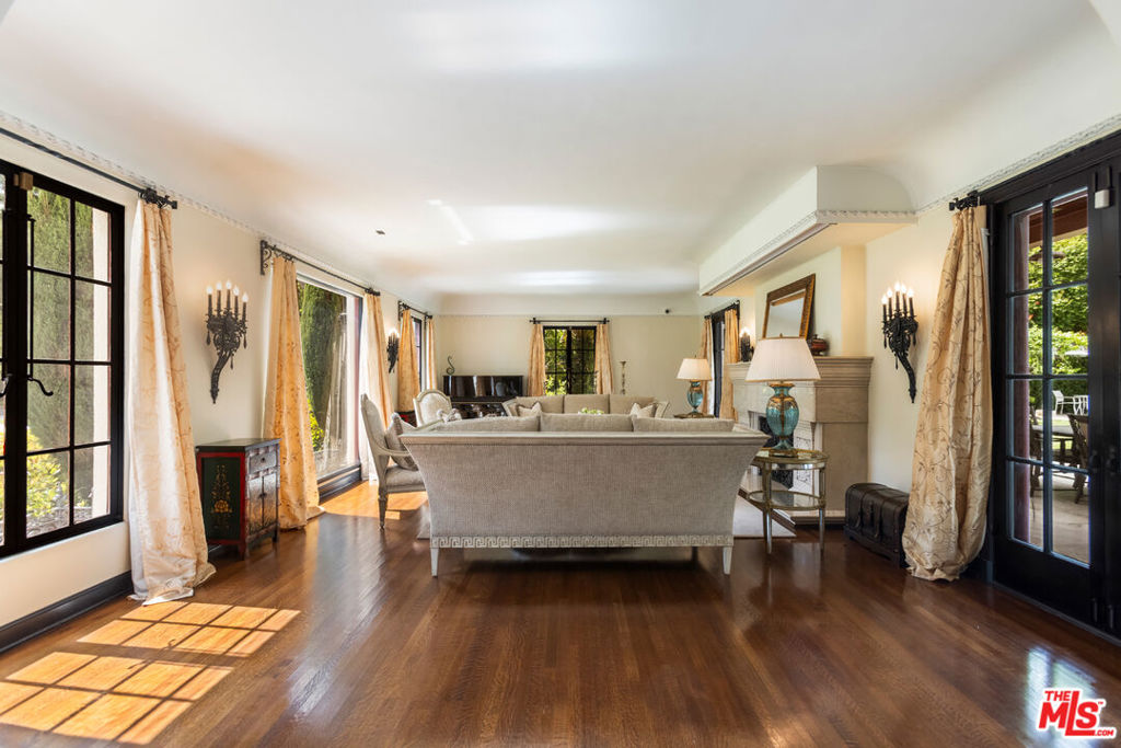 MLS #25586147 image #5