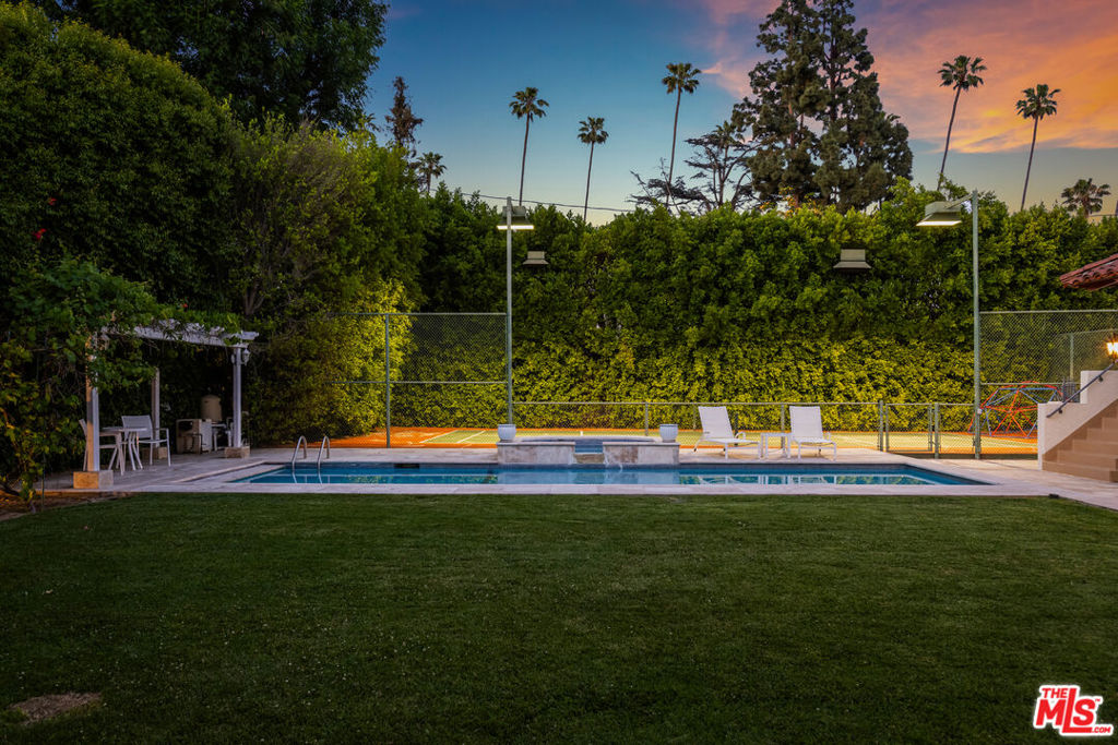 MLS #25586147 image #8