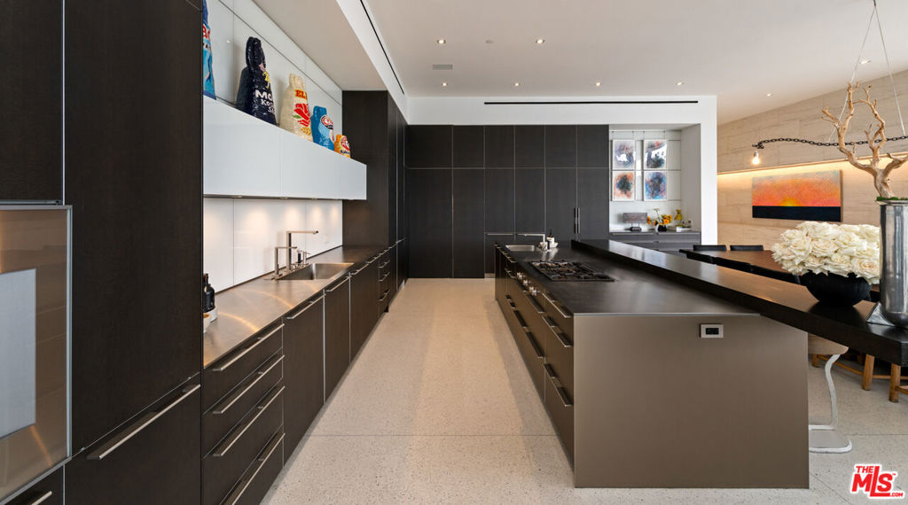 MLS #25586149 img 11