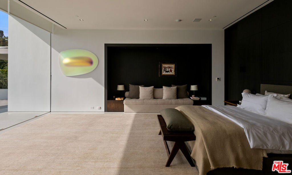 MLS #25586149 img 13